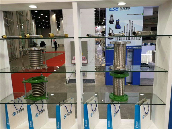 鄭州可曲繞接頭，雙球型DN65/DN80/DN100/DN125